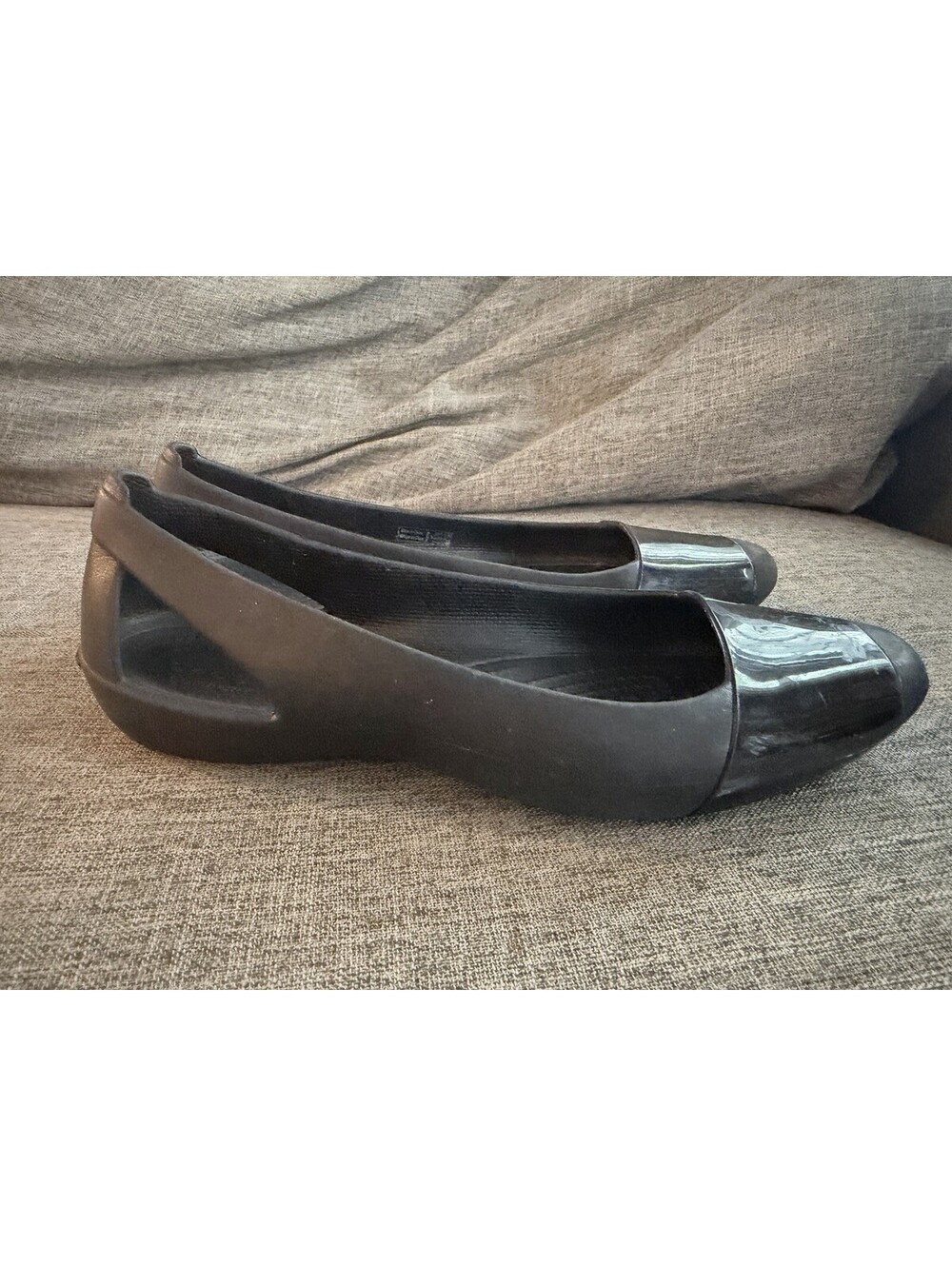 Crocs Sienna Shiny Flat Womens 7 Black Cap Toe Slip On Ballet